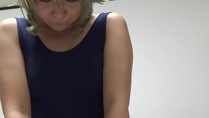 Pov Perspektívával Rendelkező Amatőr Ázsiai Cosplay Videó.