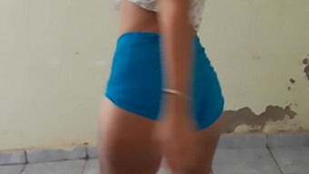 Sexy Latina Dancer With Curves