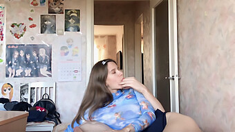 Upea Brunette Imee Ja Nielee Kotitekoisessa Videossa