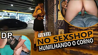 Cuckold Manžel Sleduje, Ako Manželka Dostáva Anál Od Dvoch Mužov - Cristina Almeida - Sexshop