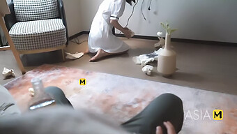 Young Asian Model Xun Xiao Xiao Gets Trained By Painter In Steamy Video