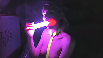 Kelly Copperfield Performs Deepthroat On Illuminated Dildo During Webcam Session